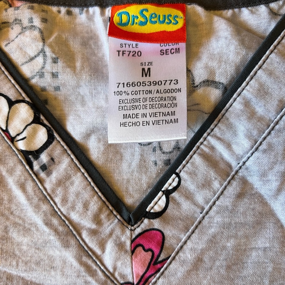 Dr Suess Medium Scrub top